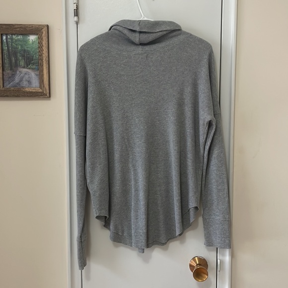 Grey TNA Waffle Long Sleeve Cowl Neck (US S) - Picture 2 of 3
